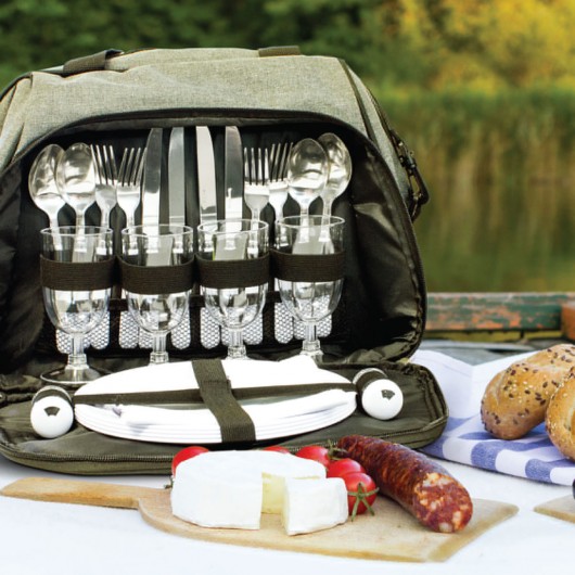 Cremorne Picnic Bags Lifestyle